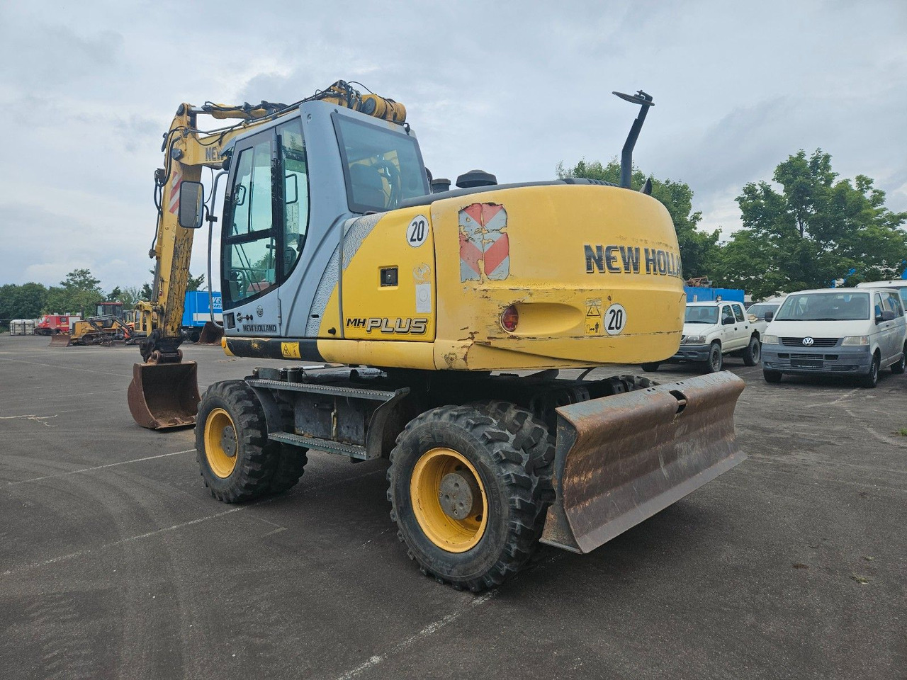 New Holland MH Plus 18t Mobilbagger - Колісний екскаватор: фото 3 New Holland MH Plus 18t Mobilbagger - Колісний екскаватор: фото 3