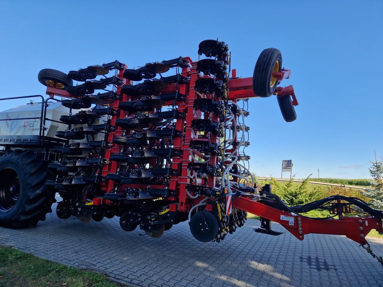 Bourgault CD 872-8 - Сівалка: фото 4 Bourgault CD 872-8 - Сівалка: фото 4