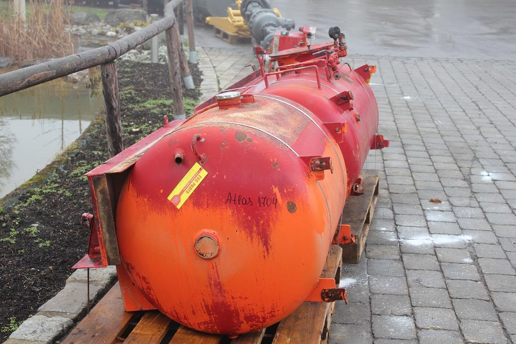 Atlas 1704 LC - Гідравлічний бак в категорії Будівельна техніка: фото 3 Atlas 1704 LC - Гідравлічний бак в категорії Будівельна техніка: фото 3