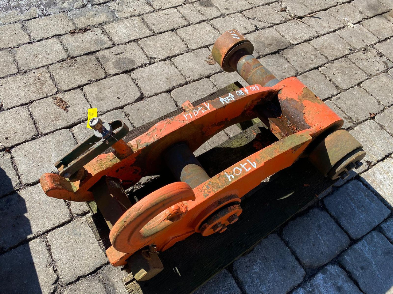 Atlas 1704 - Зчіпний пристрій в категорії Будівельна техніка: фото 2 Atlas 1704 - Зчіпний пристрій в категорії Будівельна техніка: фото 2