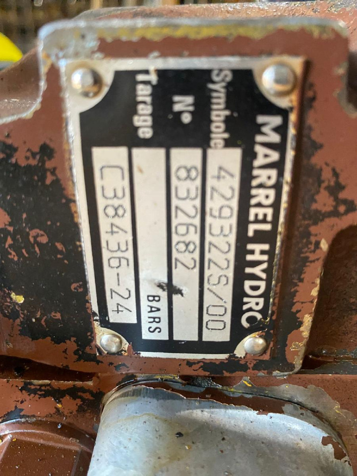 Case 888 P - Гідравлічний клапан в категорії Будівельна техніка: фото 4 Case 888 P - Гідравлічний клапан в категорії Будівельна техніка: фото 4