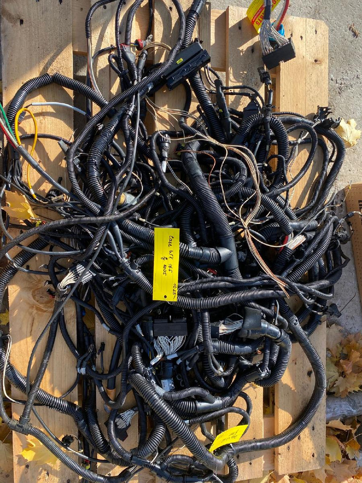 Case WX 165 - Кабелі/ Дроти в категорії Будівельна техніка: фото 1 Case WX 165 - Кабелі/ Дроти в категорії Будівельна техніка: фото 1