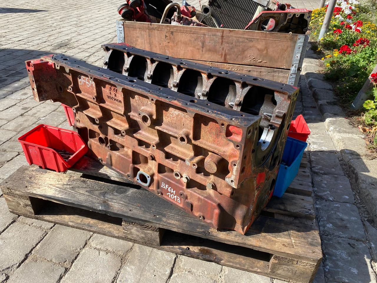 Deutz BF6M1013 - Двигун та запчастини в категорії Будівельна техніка: фото 1 Deutz BF6M1013 - Двигун та запчастини в категорії Будівельна техніка: фото 1