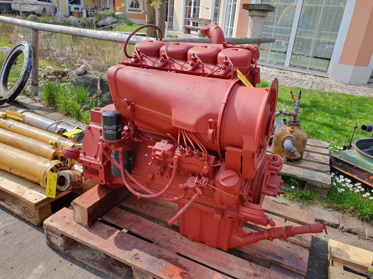 Deutz F4L912 aus SKB 800 - Двигун в категорії Будівельна техніка: фото 2 Deutz F4L912 aus SKB 800 - Двигун в категорії Будівельна техніка: фото 2