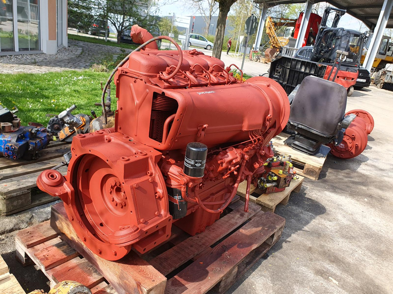 Deutz F4L912 aus SKB 800 - Двигун в категорії Будівельна техніка: фото 5 Deutz F4L912 aus SKB 800 - Двигун в категорії Будівельна техніка: фото 5