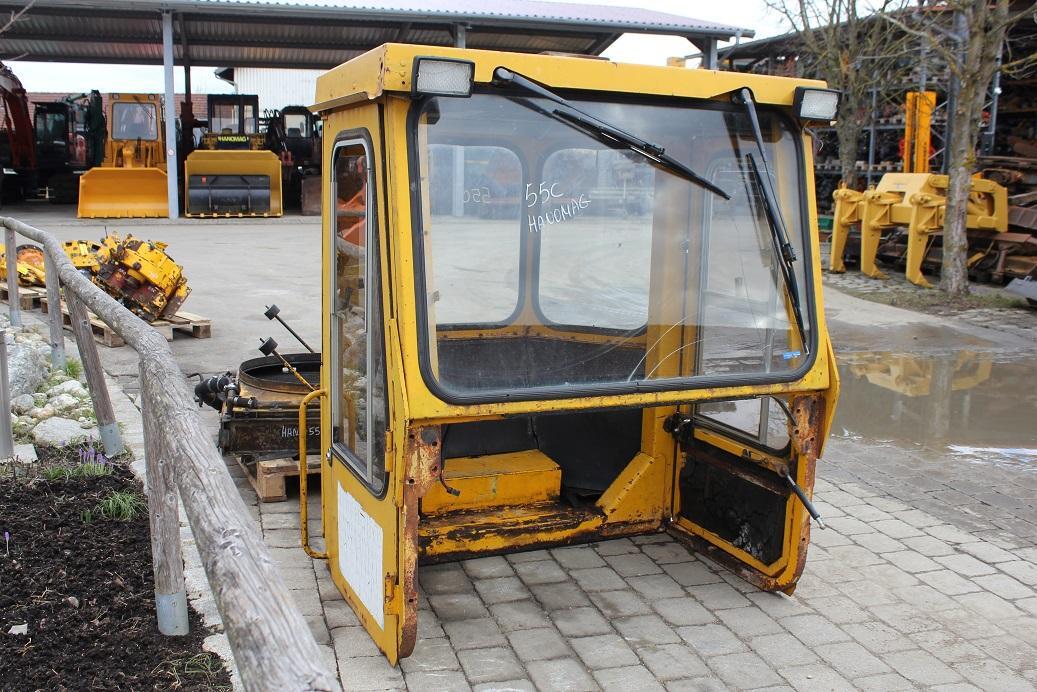 Hanomag 55 C - Кабіна в категорії Будівельна техніка: фото 2 Hanomag 55 C - Кабіна в категорії Будівельна техніка: фото 2