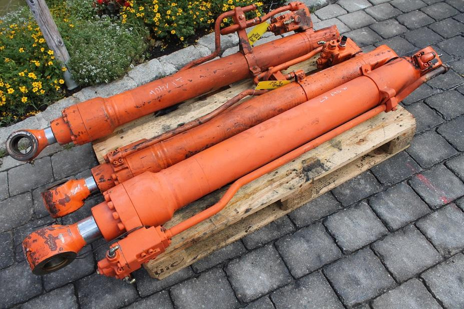 Hitachi ZX 140W - Гідроциліндр в категорії Будівельна техніка: фото 2 Hitachi ZX 140W - Гідроциліндр в категорії Будівельна техніка: фото 2