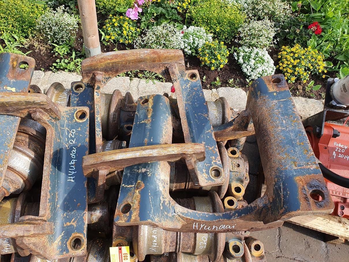 Hyundai Robex 220 LC 9A - Запчастини ходової частини в категорії Екскаватори: фото 4 Hyundai Robex 220 LC 9A - Запчастини ходової частини в категорії Екскаватори: фото 4