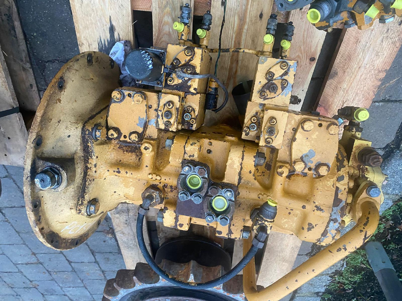 Komatsu PC 150 - Гідравліка в категорії Будівельна техніка: фото 3 Komatsu PC 150 - Гідравліка в категорії Будівельна техніка: фото 3