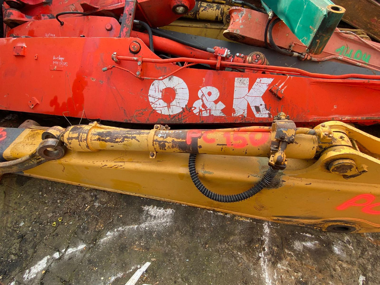 Komatsu PC 150 - Стріла: фото 2 Komatsu PC 150 - Стріла: фото 2