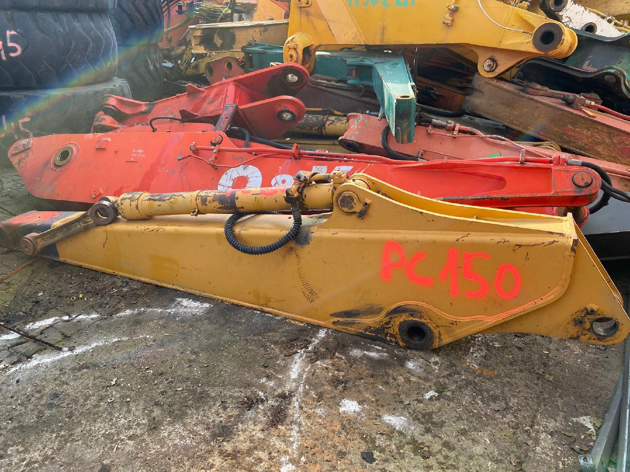 Komatsu PC 150 - Стріла: фото 1 Komatsu PC 150 - Стріла: фото 1