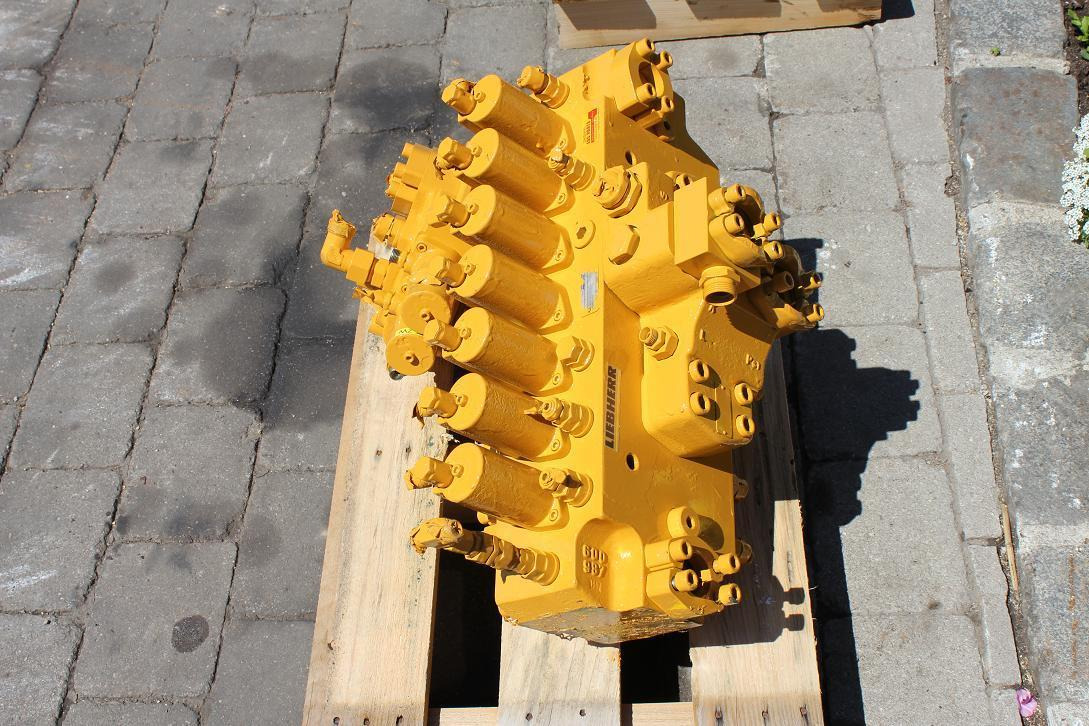 Liebherr 900 Lit. - Гідравлічний клапан в категорії Будівельна техніка: фото 3 Liebherr 900 Lit. - Гідравлічний клапан в категорії Будівельна техніка: фото 3