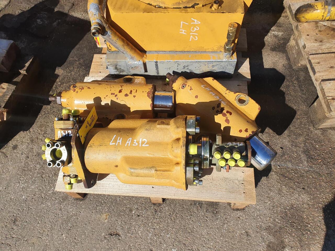 Liebherr A 312 - Гідравліка в категорії Будівельна техніка: фото 1 Liebherr A 312 - Гідравліка в категорії Будівельна техніка: фото 1