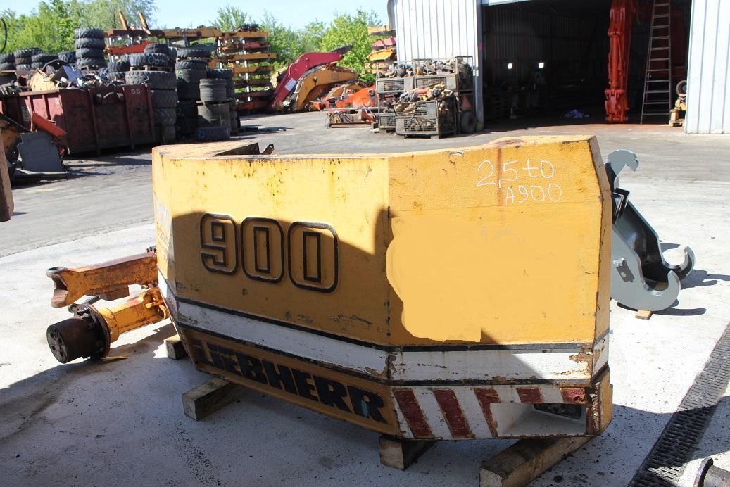 Liebherr A 900 B - Противага в категорії Екскаватори: фото 1 Liebherr A 900 B - Противага в категорії Екскаватори: фото 1