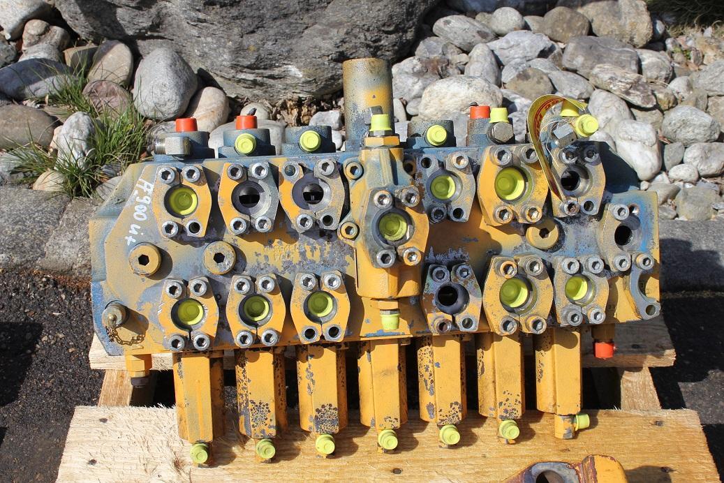 Liebherr A 900 LIT - Гідравлічний клапан в категорії Будівельна техніка: фото 1 Liebherr A 900 LIT - Гідравлічний клапан в категорії Будівельна техніка: фото 1