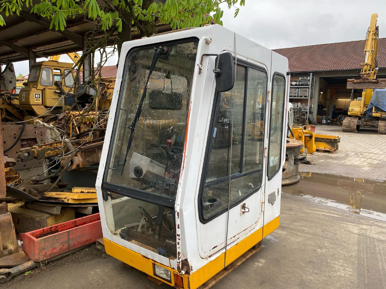 Liebherr A902 Lit - Кабіна в категорії Будівельна техніка: фото 1 Liebherr A902 Lit - Кабіна в категорії Будівельна техніка: фото 1