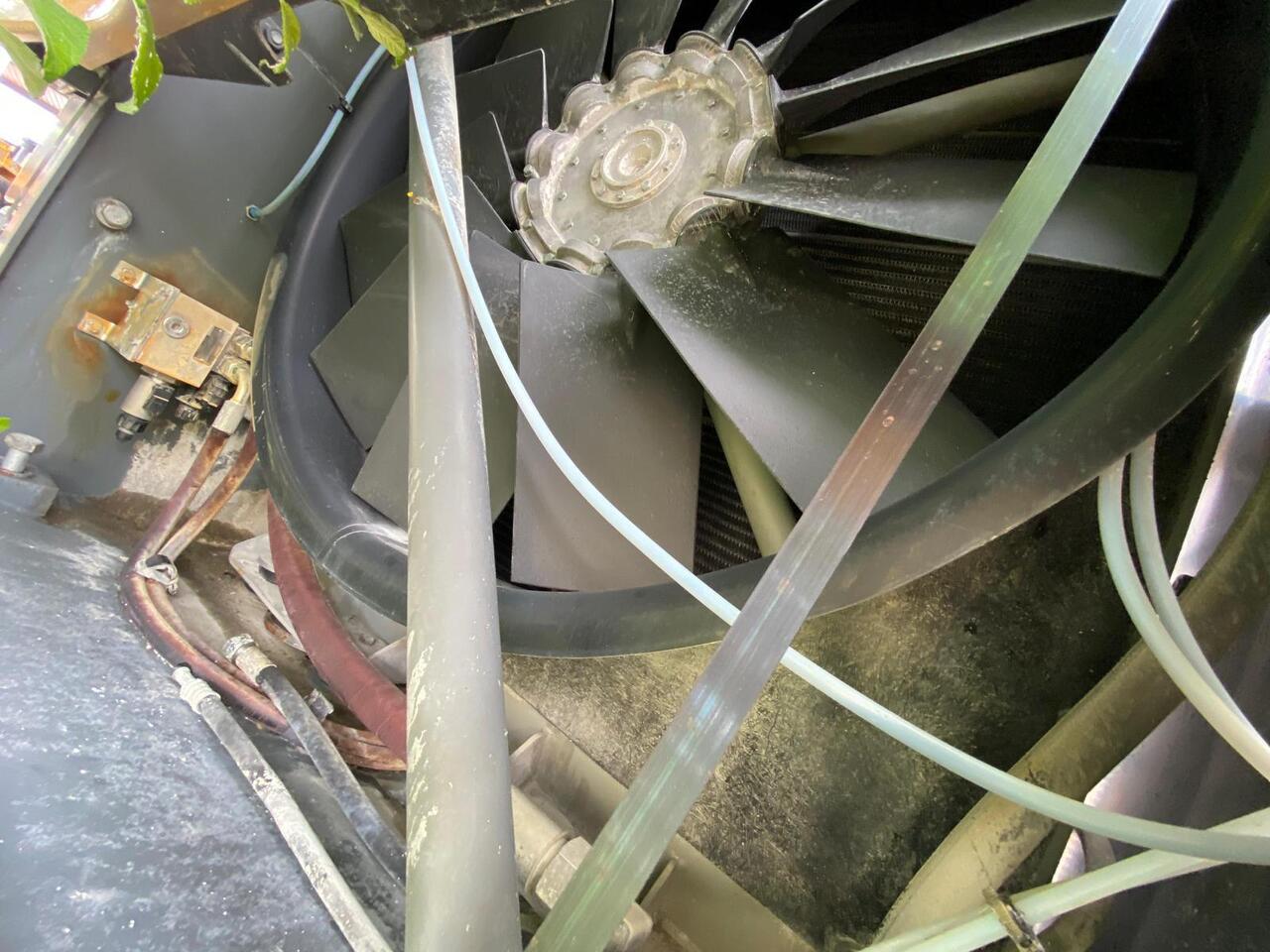 Liebherr L566 - Система охолодження в категорії Будівельна техніка: фото 5 Liebherr L566 - Система охолодження в категорії Будівельна техніка: фото 5