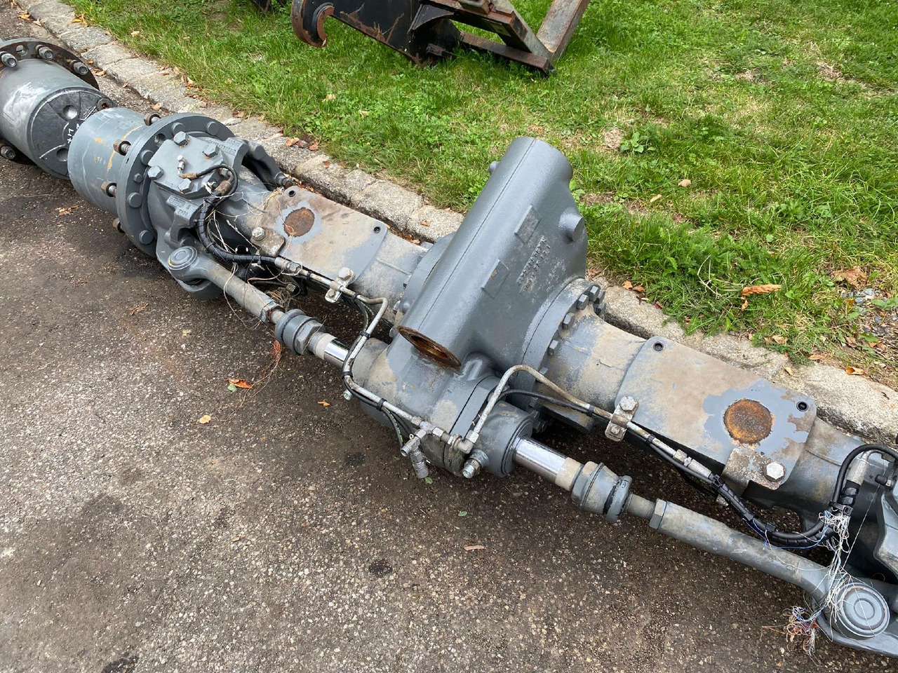 Liebherr MS 3070 MT 3070 aus LH24M LIT - Вісь та запчастини в категорії Будівельна техніка: фото 3 Liebherr MS 3070 MT 3070 aus LH24M LIT - Вісь та запчастини в категорії Будівельна техніка: фото 3