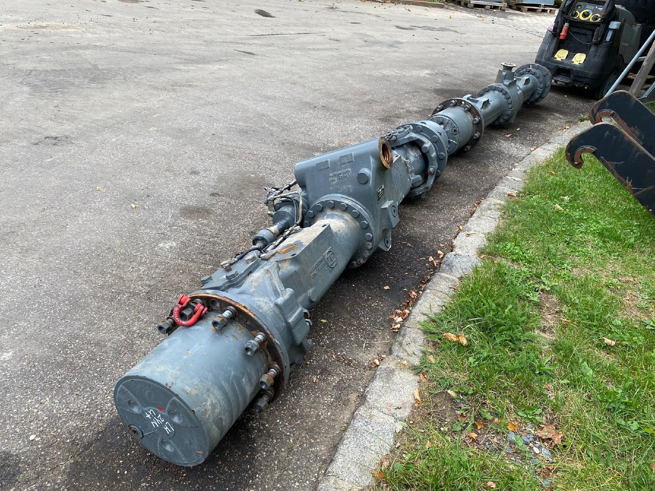 Liebherr MS 3070 MT 3070 aus LH24M LIT - Вісь та запчастини в категорії Будівельна техніка: фото 1 Liebherr MS 3070 MT 3070 aus LH24M LIT - Вісь та запчастини в категорії Будівельна техніка: фото 1