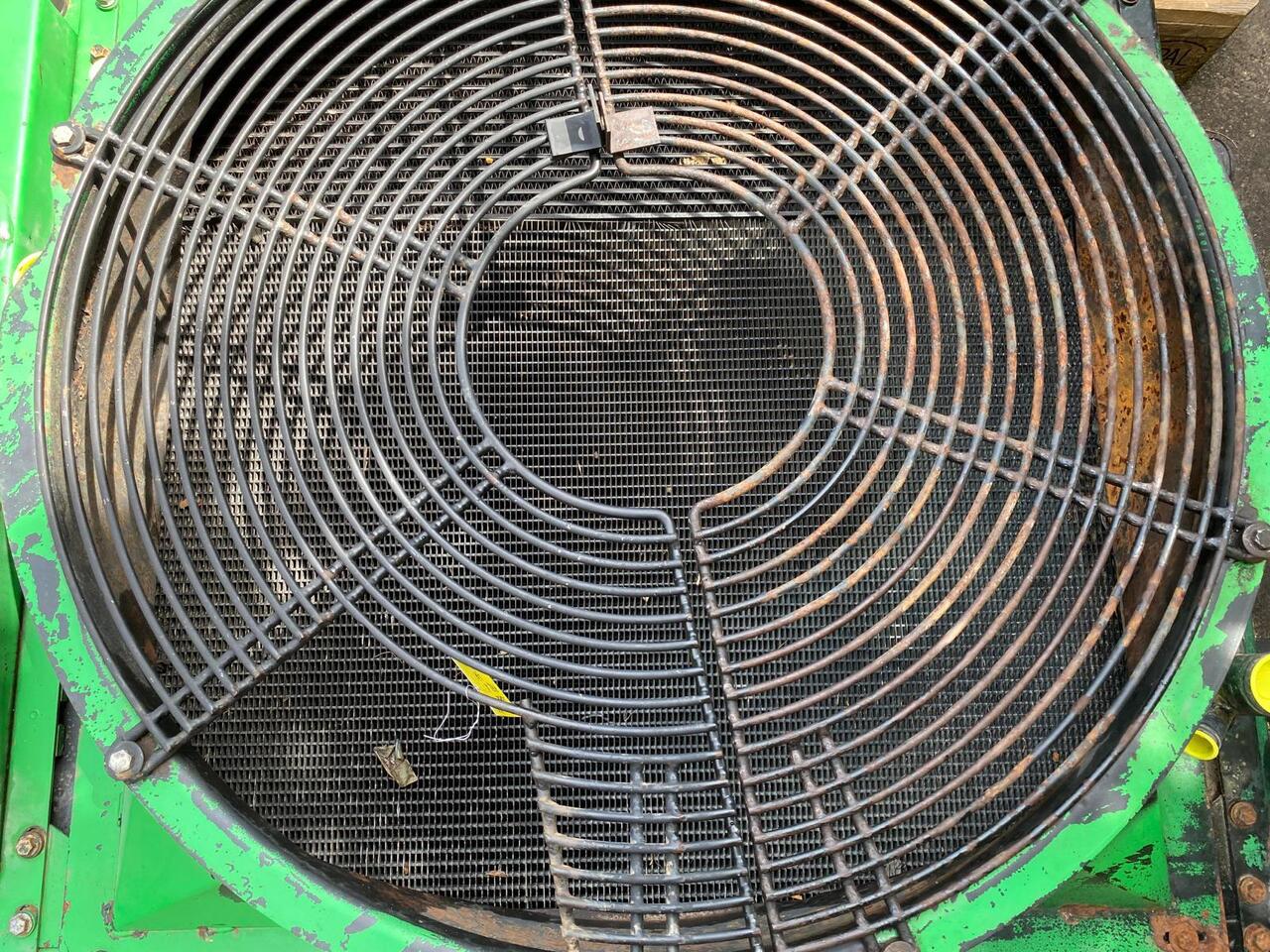 Liebherr PR 732 - Система охолодження в категорії Будівельна техніка: фото 2 Liebherr PR 732 - Система охолодження в категорії Будівельна техніка: фото 2