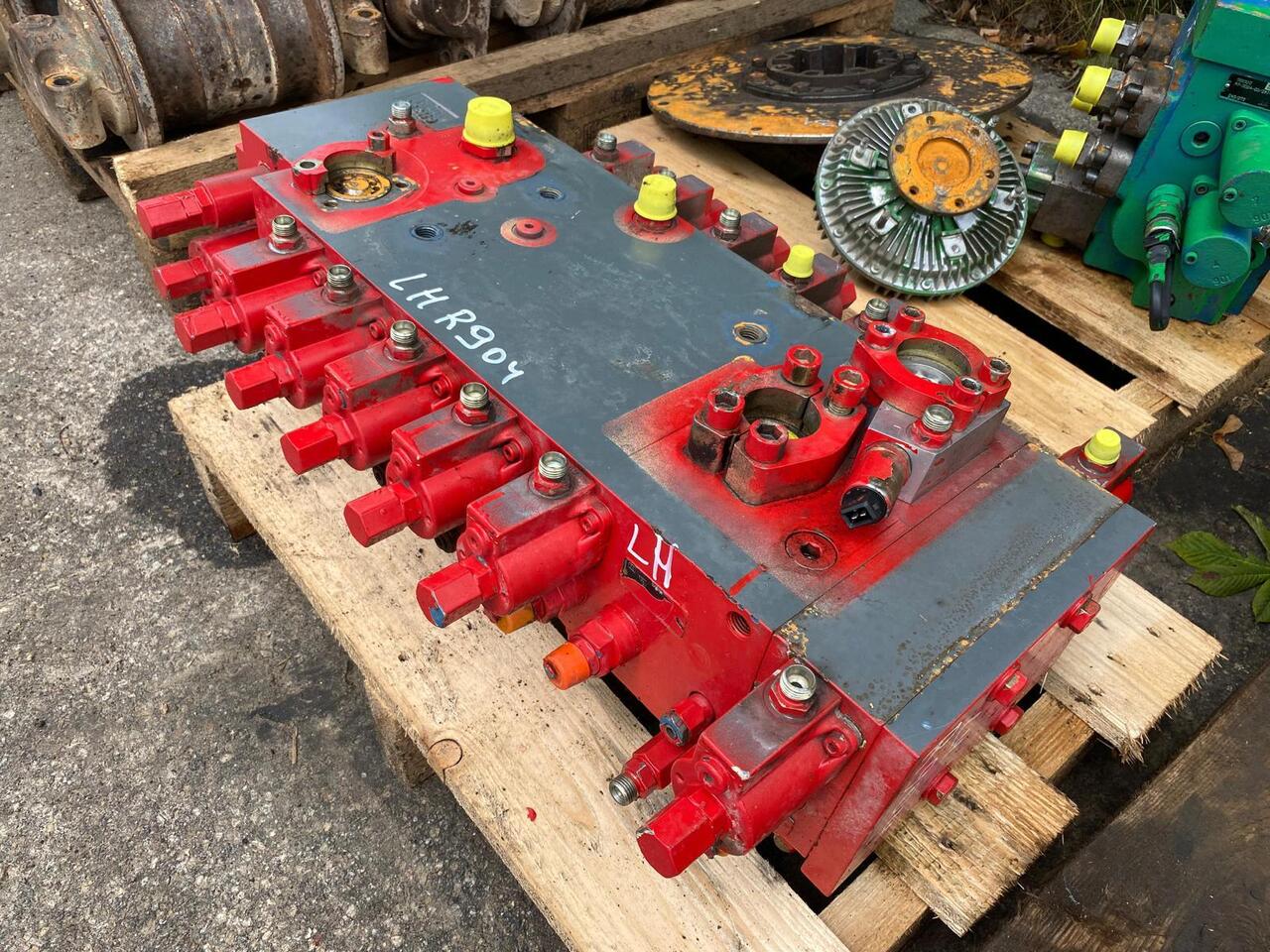 Liebherr R 904 - Гідравлічний клапан в категорії Будівельна техніка: фото 4 Liebherr R 904 - Гідравлічний клапан в категорії Будівельна техніка: фото 4