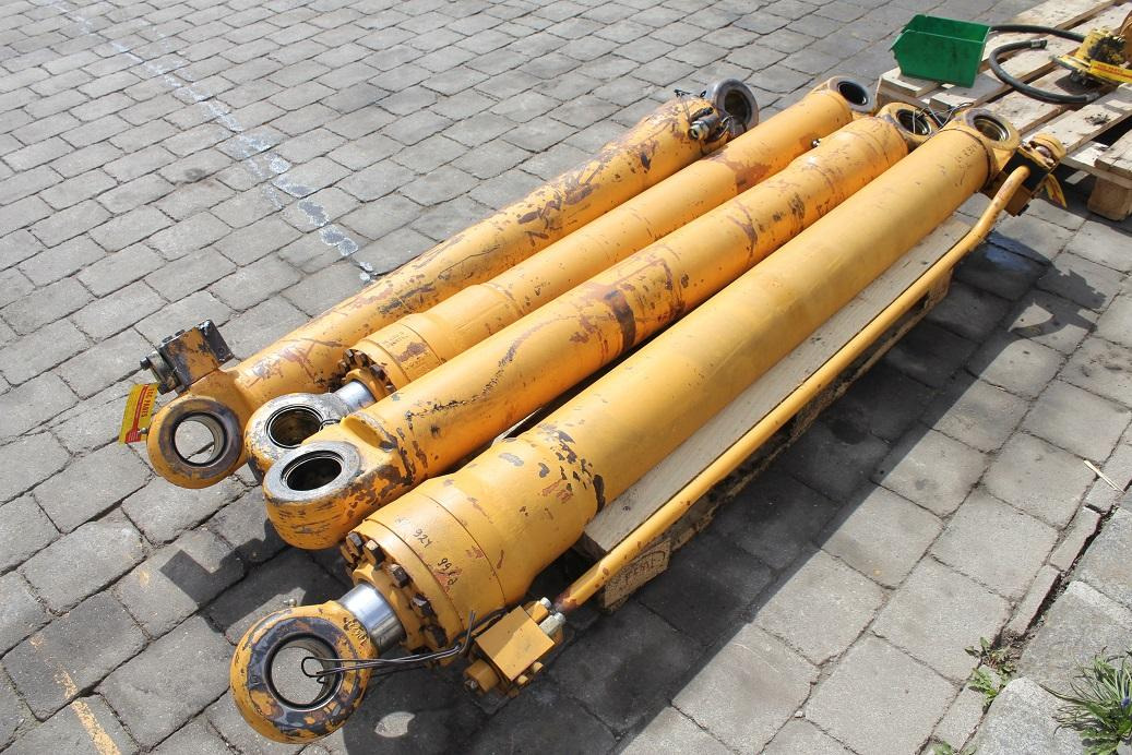 Liebherr R 924 - Гідроциліндр в категорії Будівельна техніка: фото 4 Liebherr R 924 - Гідроциліндр в категорії Будівельна техніка: фото 4