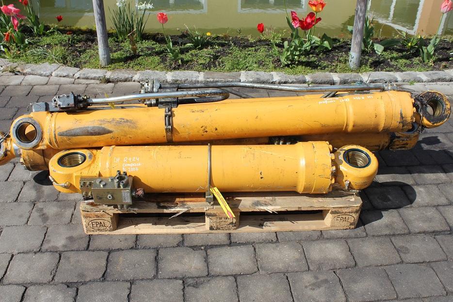 Liebherr R 924 compact - Гідроциліндр в категорії Будівельна техніка: фото 1 Liebherr R 924 compact - Гідроциліндр в категорії Будівельна техніка: фото 1