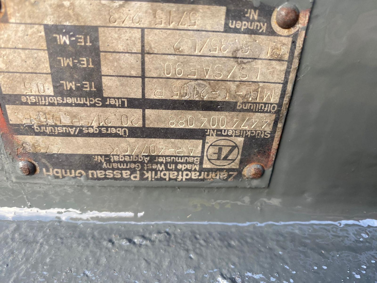 Liebherr ZF AP 409 aus LH L 531 - Вісь та запчастини в категорії Будівельна техніка: фото 3 Liebherr ZF AP 409 aus LH L 531 - Вісь та запчастини в категорії Будівельна техніка: фото 3