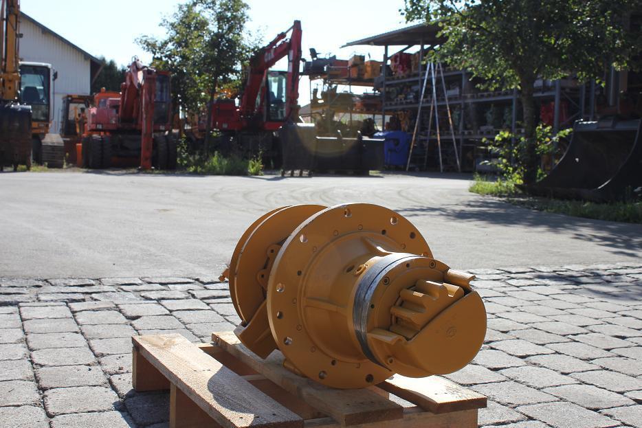 Transmital-Bonfigioli 735 T 2 - Поворотний редуктор в категорії Будівельна техніка: фото 4 Transmital-Bonfigioli 735 T 2 - Поворотний редуктор в категорії Будівельна техніка: фото 4