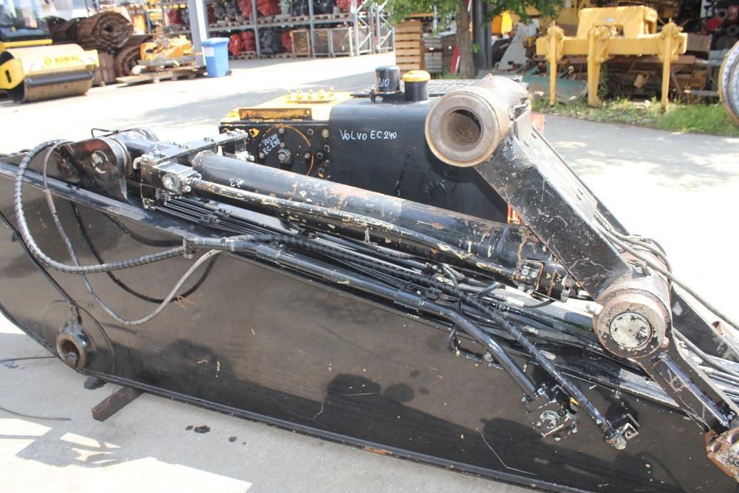 Volvo EC 240 B NLC - Стріла в категорії Екскаватори: фото 4 Volvo EC 240 B NLC - Стріла в категорії Екскаватори: фото 4