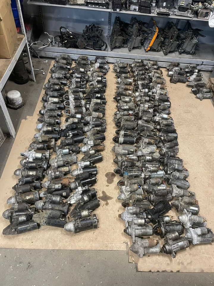 Bosch Iveco Daily 12V 0001109306 light - Стартер в категорії Kомерційні автомобілі: фото 1 Bosch Iveco Daily 12V 0001109306 light - Стартер в категорії Kомерційні автомобілі: фото 1