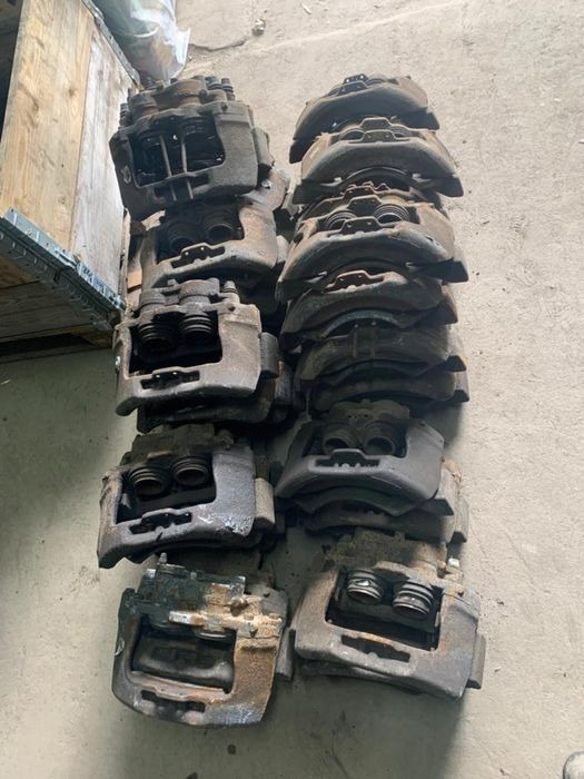 IVECO oryginał IVECO Eurocargo - Гальмівний супорт в категорії Вантажівки: фото 1 IVECO oryginał IVECO Eurocargo - Гальмівний супорт в категорії Вантажівки: фото 1