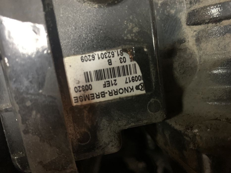 Knorr-Bremse SCANIA MAN VOVLO   MAN K000918 / K000919 / K000917 - Гальмівний клапан в категорії Вантажівки: фото 3 Knorr-Bremse SCANIA MAN VOVLO   MAN K000918 / K000919 / K000917 - Гальмівний клапан в категорії Вантажівки: фото 3