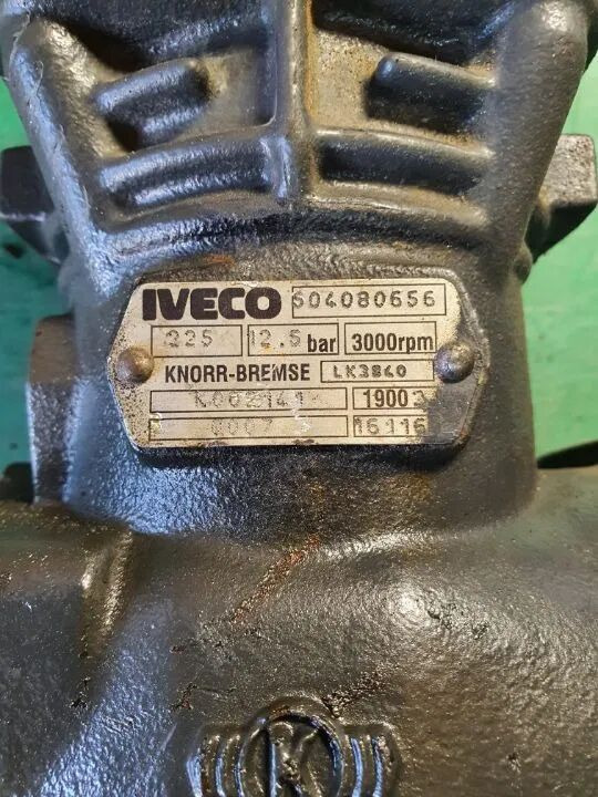 Kompresor Powietrza, Sprężarka Iveco Stralis Eurocargo LK3840 , LK3840 - Пневмокомпресор в категорії Вантажівки: фото 2 Kompresor Powietrza, Sprężarka Iveco Stralis Eurocargo LK3840 , LK3840 - Пневмокомпресор в категорії Вантажівки: фото 2