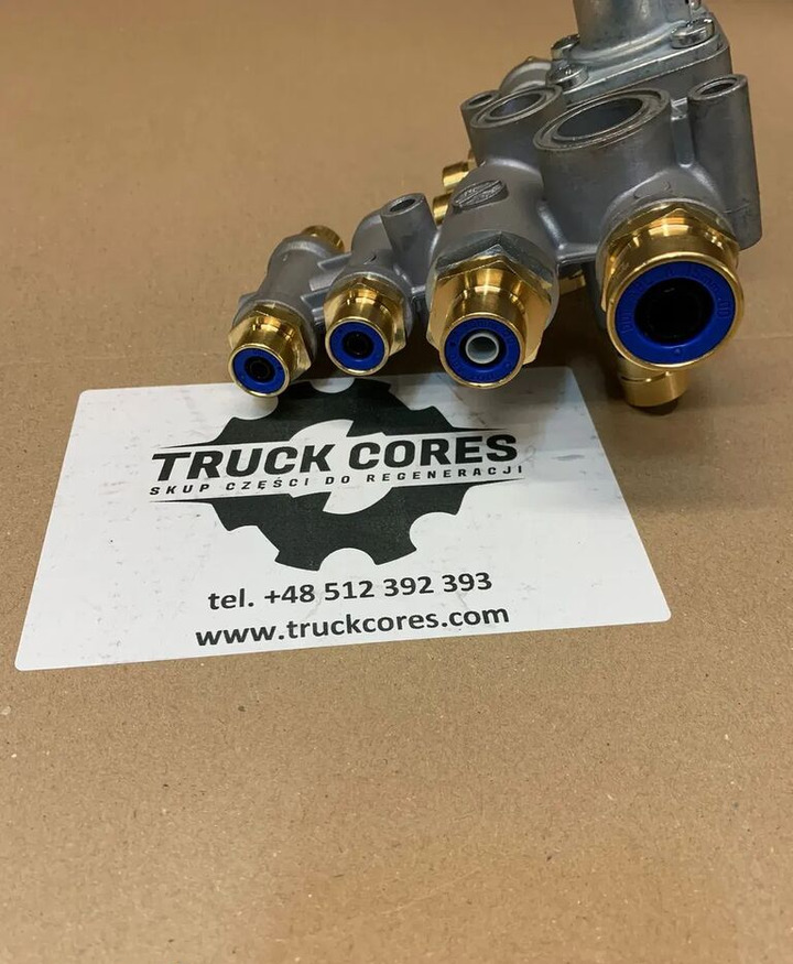 Nowy Zawór Reduktor Ciśnienia PEM WABCO4615130030 4615130030 - Гальмівний клапан в категорії Вантажівки: фото 3 Nowy Zawór Reduktor Ciśnienia PEM WABCO4615130030 4615130030 - Гальмівний клапан в категорії Вантажівки: фото 3