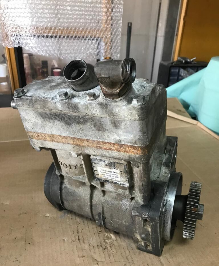 Voith LP490 A4711303215 Mercedes-Benz Actros MP4 Euro 6 A4711303215 Hurt Voith Wabco - Пневмокомпресор в категорії Вантажівки: фото 3 Voith LP490 A4711303215 Mercedes-Benz Actros MP4 Euro 6 A4711303215 Hurt Voith Wabco - Пневмокомпресор в категорії Вантажівки: фото 3