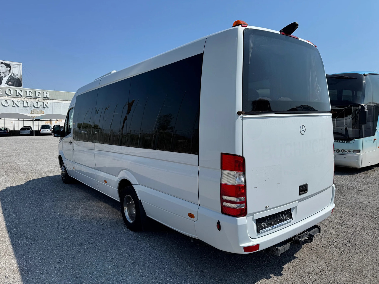 MERCEDES-BENZ SPRINTER 519CDI (2015) - Туристичний автобус: фото 4 MERCEDES-BENZ SPRINTER 519CDI (2015) - Туристичний автобус: фото 4