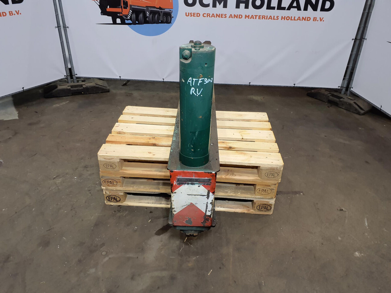 FAUN ATF 30-2 outrigger beam front complete - Підвіска в категорії Автокрани: фото 5 FAUN ATF 30-2 outrigger beam front complete - Підвіска в категорії Автокрани: фото 5