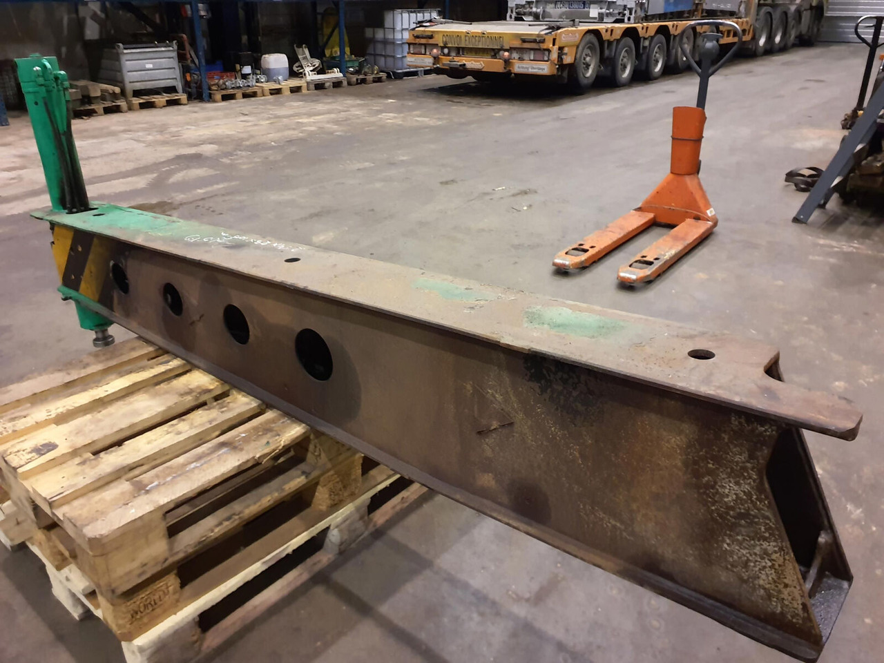 FAUN ATF 60-3 front outigger beam - Підвіска в категорії Автокрани: фото 3 FAUN ATF 60-3 front outigger beam - Підвіска в категорії Автокрани: фото 3