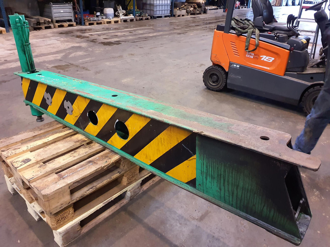 FAUN ATF 60-3 front outrigger beam with support cylinder - Підвіска в категорії Автокрани: фото 3 FAUN ATF 60-3 front outrigger beam with support cylinder - Підвіска в категорії Автокрани: фото 3