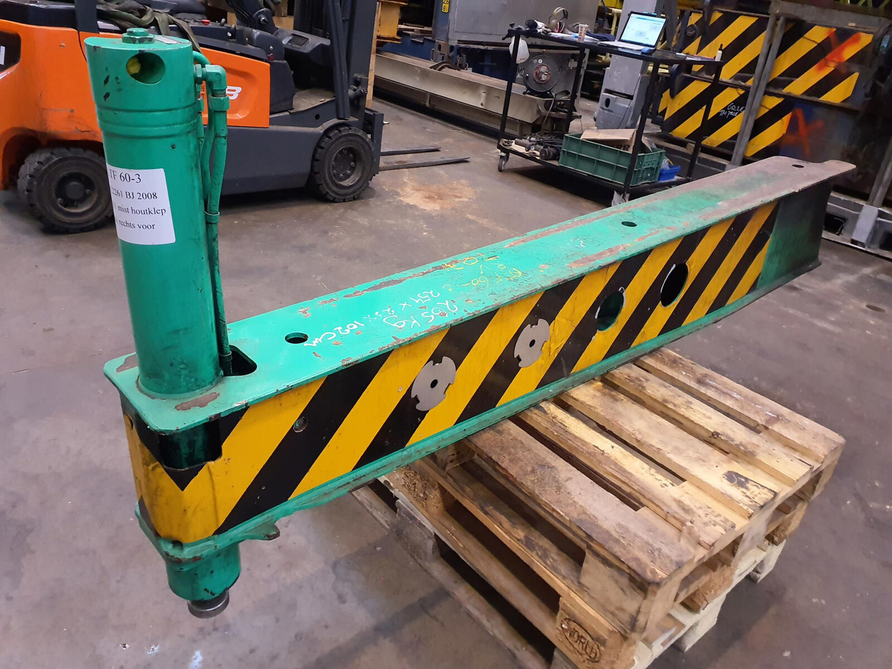 FAUN ATF 60-3 front outrigger beam with support cylinder - Підвіска в категорії Автокрани: фото 2 FAUN ATF 60-3 front outrigger beam with support cylinder - Підвіска в категорії Автокрани: фото 2