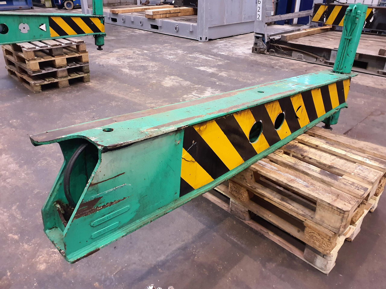 FAUN ATF 60-3 rear outrigger beam - Підвіска в категорії Автокрани: фото 3 FAUN ATF 60-3 rear outrigger beam - Підвіска в категорії Автокрани: фото 3