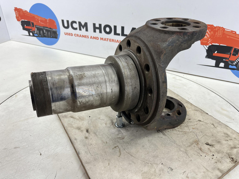 Gottwald Steering knuckle 12 holes axle 3 - Поворотний кулак в категорії Крани: фото 1 Gottwald Steering knuckle 12 holes axle 3 - Поворотний кулак в категорії Крани: фото 1