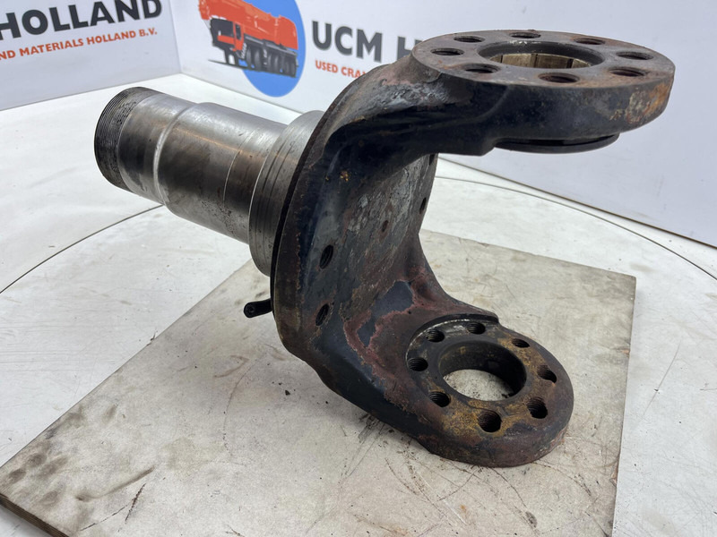 Gottwald Steering knuckle 12 holes axle 3 - Поворотний кулак в категорії Крани: фото 4 Gottwald Steering knuckle 12 holes axle 3 - Поворотний кулак в категорії Крани: фото 4