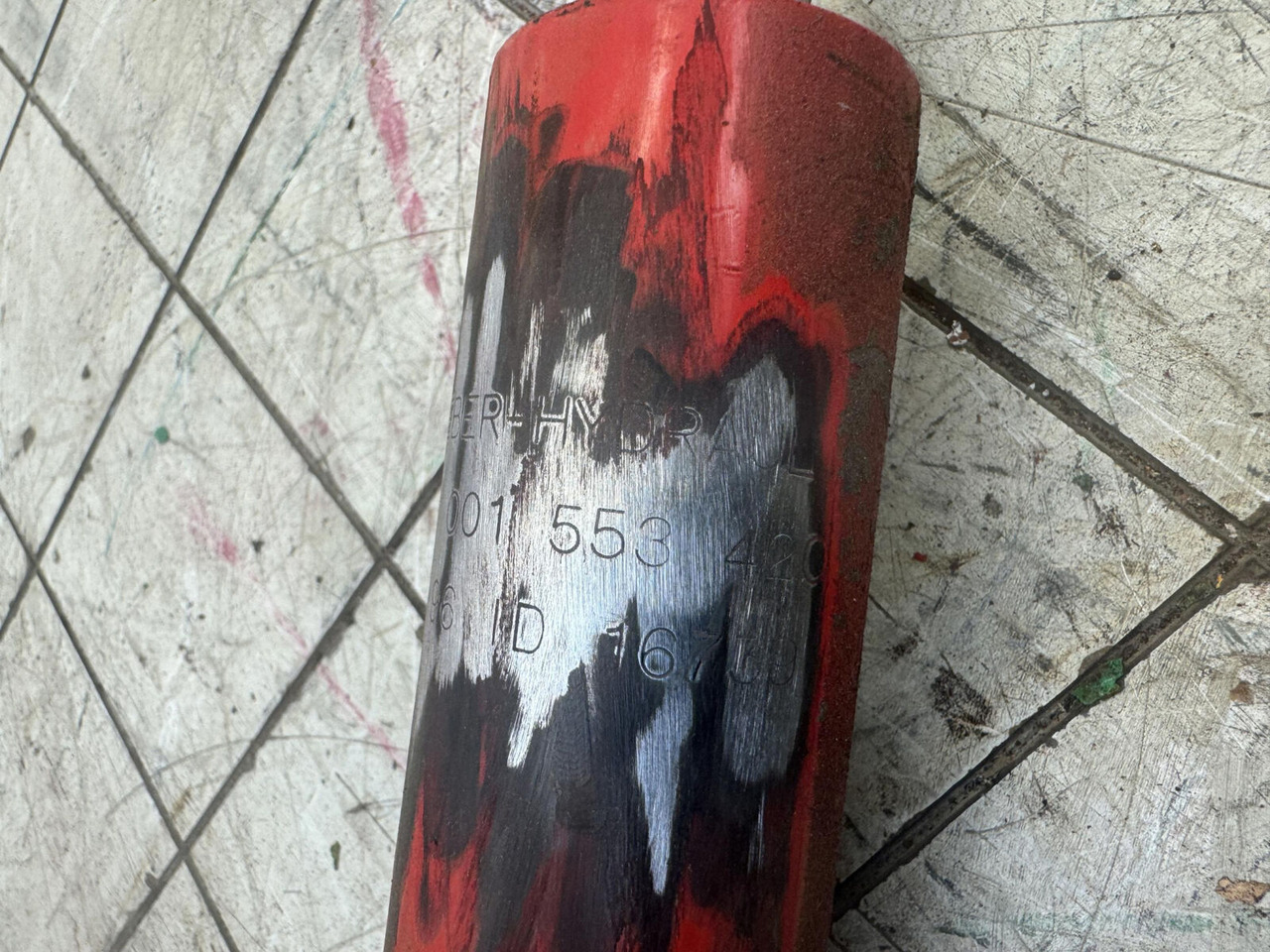 Гідроциліндр в категорії Автокрани Grove GMK 3050 cabin tilt cylinder: фото 6