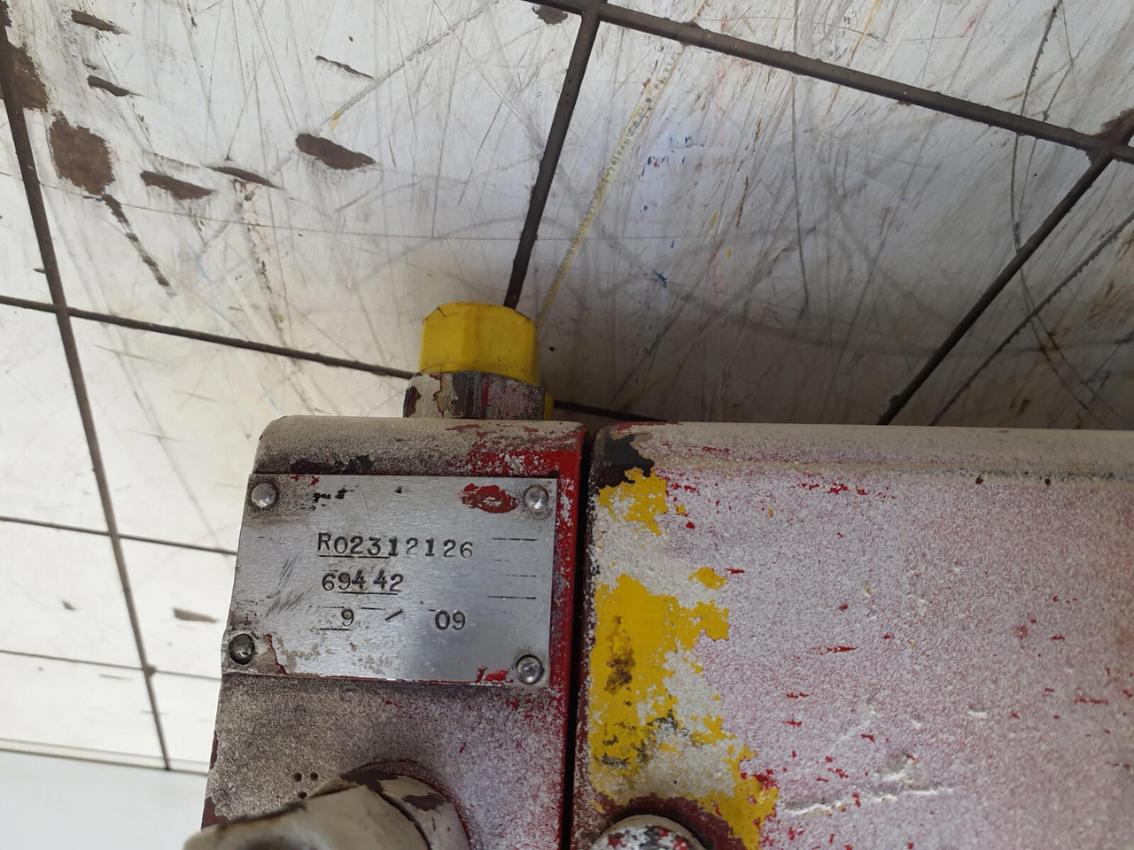 Grove GMK 3050 counterweight cylinder - Гідроциліндр в категорії Автокрани: фото 5 Grove GMK 3050 counterweight cylinder - Гідроциліндр в категорії Автокрани: фото 5