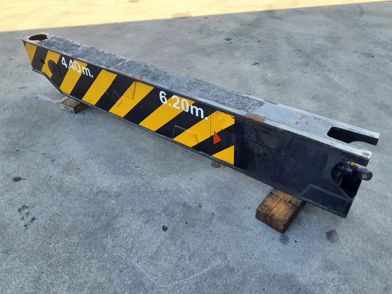 Grove GMK 3050 outrigger beam front - Підвіска в категорії Автокрани: фото 3 Grove GMK 3050 outrigger beam front - Підвіска в категорії Автокрани: фото 3