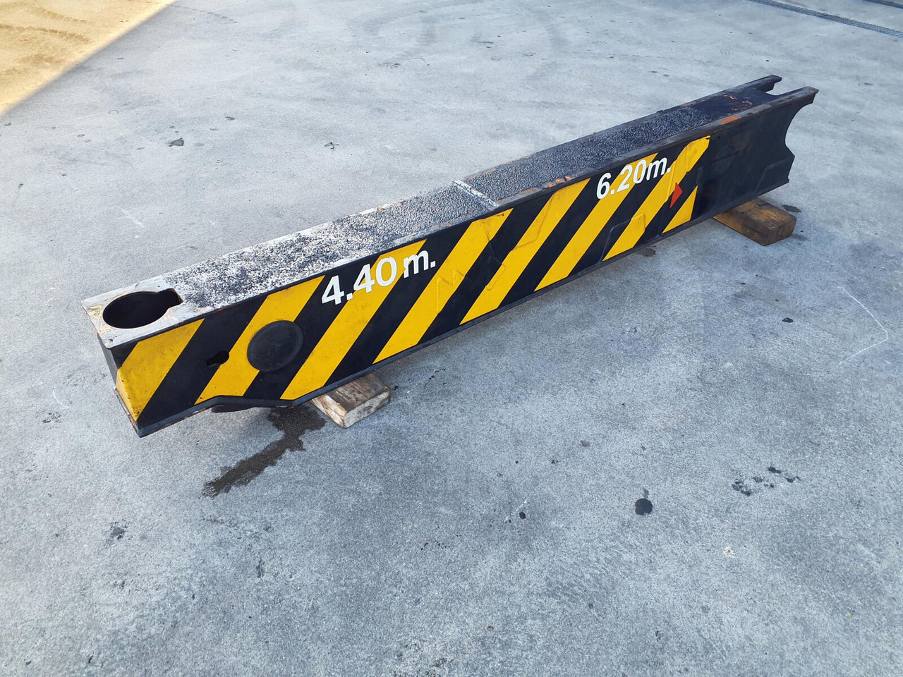 Grove GMK 3050 outrigger beam front - Підвіска в категорії Автокрани: фото 2 Grove GMK 3050 outrigger beam front - Підвіска в категорії Автокрани: фото 2