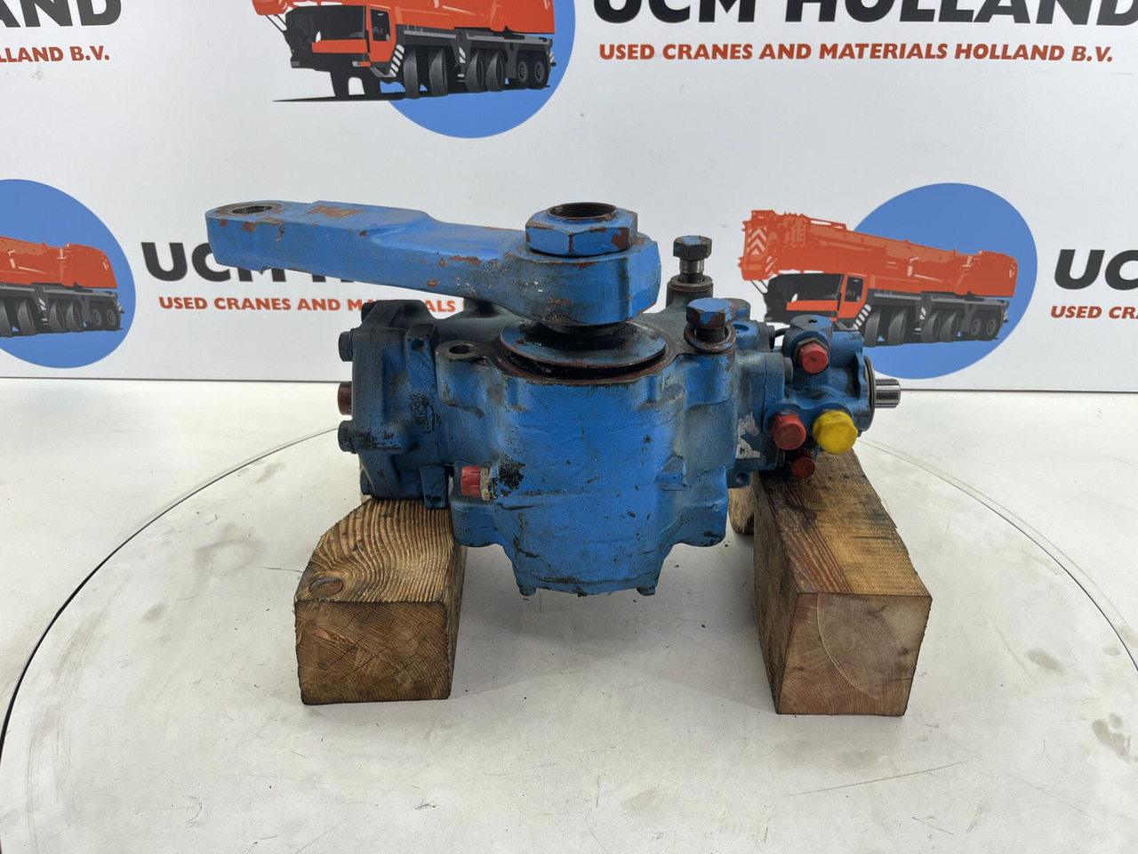 Grove GMK 3050 steering box - Рульовий механізм в категорії Автокрани: фото 3 Grove GMK 3050 steering box - Рульовий механізм в категорії Автокрани: фото 3