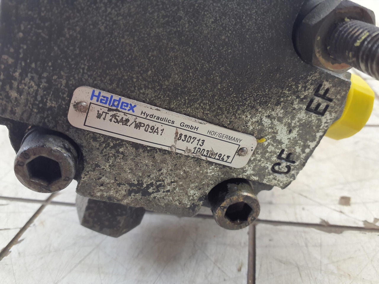 Гідронасос в категорії Автокрани Grove GMK 3055 steering pump: фото 6